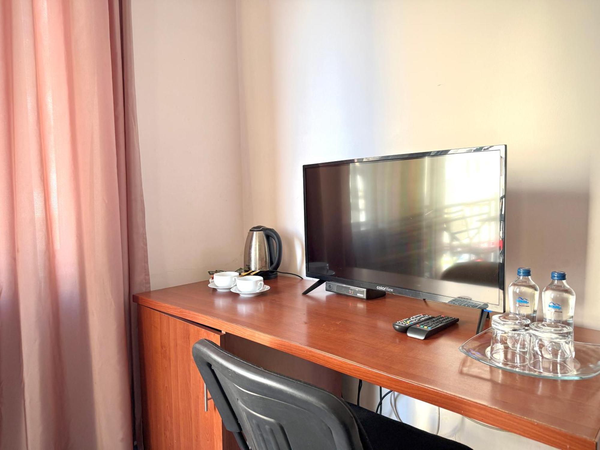 Hotel Vake Tbilisi Buitenkant foto